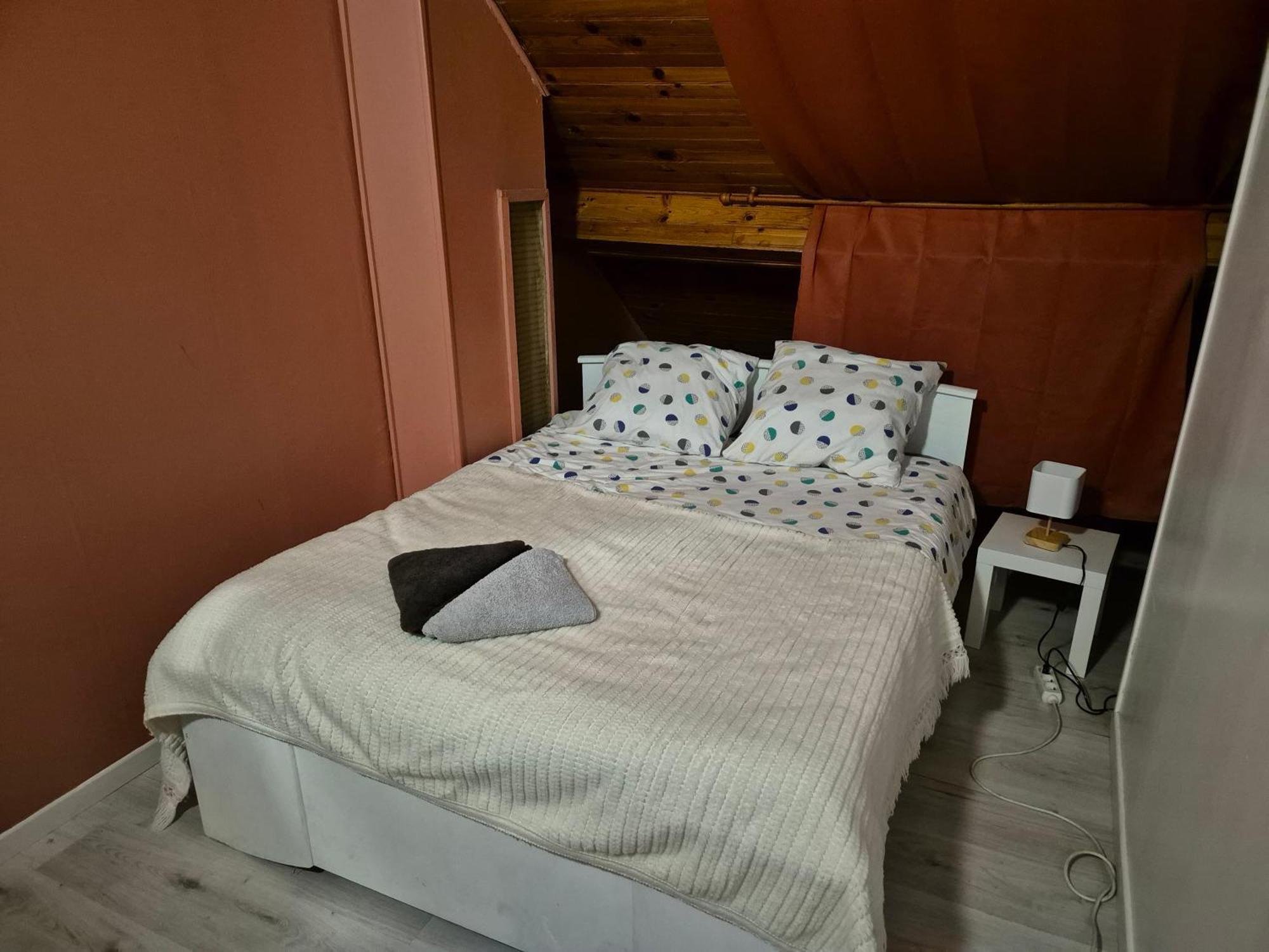 Meuble , 1 Appartement *